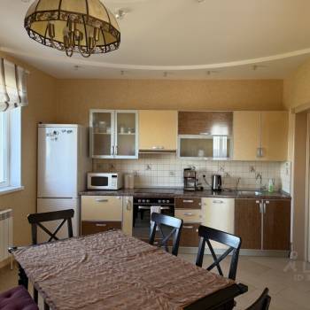 Сдается Многокомнатная квартира, 131 м²