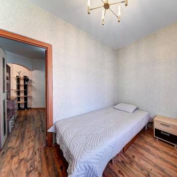 Сдается Многокомнатная квартира, 48 м²