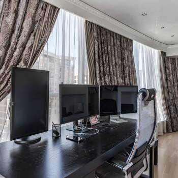 Сдается Многокомнатная квартира, 130 м²