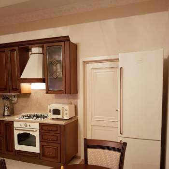 Сдается 1-комнатная квартира, 90 м²