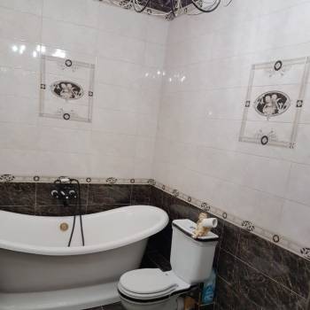 Сдается 1-комнатная квартира, 90 м²