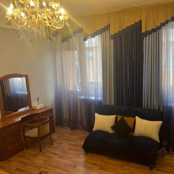 Сдается 1-комнатная квартира, 90 м²