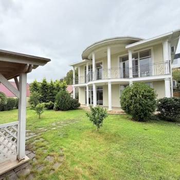 Продается Дом, 235 м²