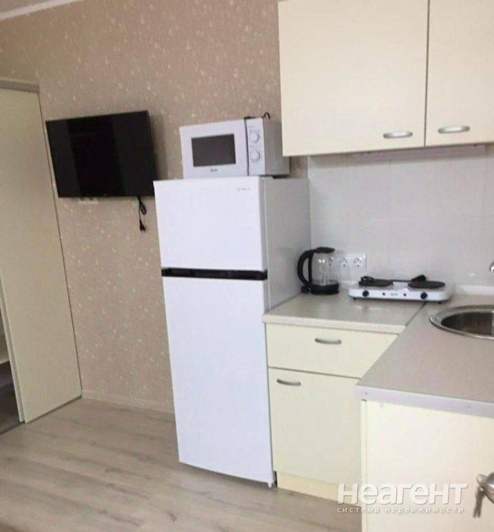 Сдаю студию, Светлана (ул. Яна Фабрициуса), без посредников