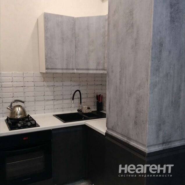 Продажа 2-комн. квартиры, ул. Следопытов, собственник