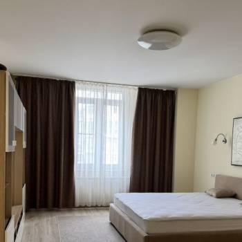 Сдается 2-х комнатная квартира, 89 м²