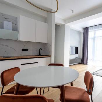 Продается 2-х комнатная квартира, 55 м²