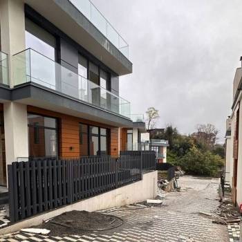 Продается Дом, 156 м²