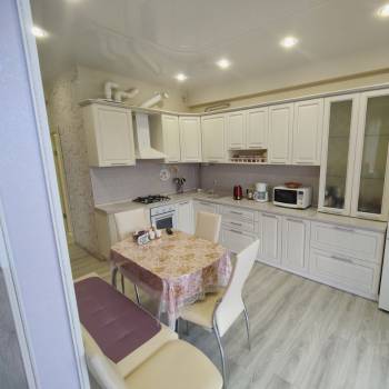 Продается 2-х комнатная квартира, 42 м²
