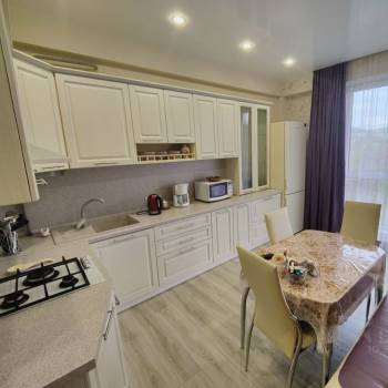Продается 2-х комнатная квартира, 42 м²
