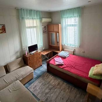 Продается 1-комнатная квартира, 26,8 м²