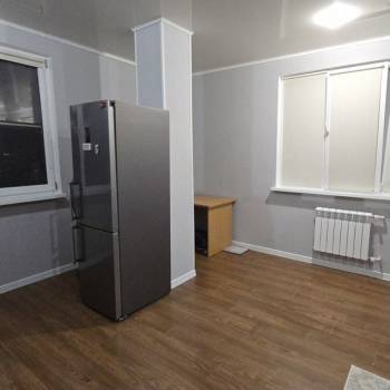 Продается 1-комнатная квартира, 37 м²
