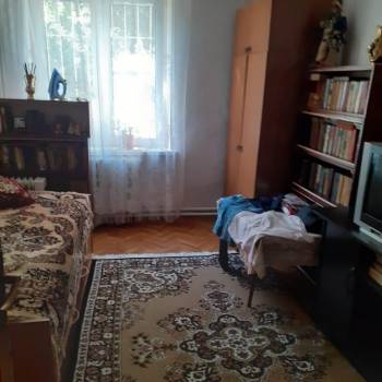 Продается Многокомнатная квартира, 52,7 м²