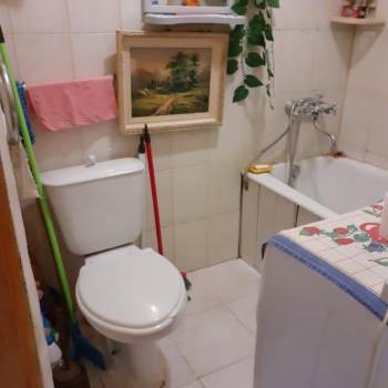 Продается Многокомнатная квартира, 52,7 м²