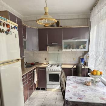 Продается Многокомнатная квартира, 84 м²