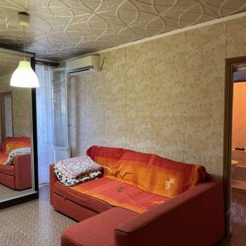 Продается Многокомнатная квартира, 84 м²