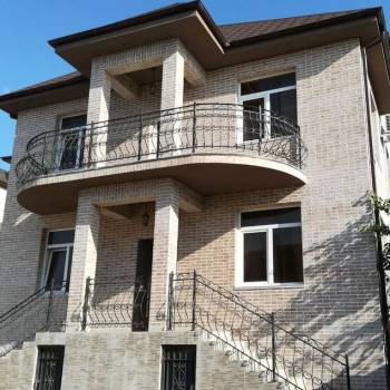 Продается Дом, 211 м²