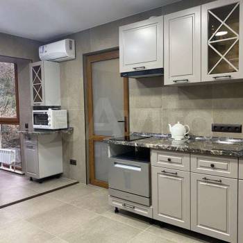 Продается 3-х комнатная квартира, 42,4 м²