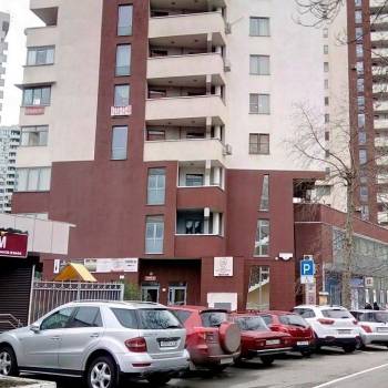 Сдается 1-комнатная квартира, 52 м²