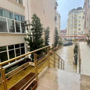 Продается 1-комнатная квартира, 64 м²