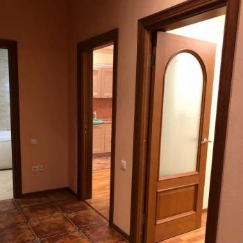 Продается 1-комнатная квартира, 64 м²