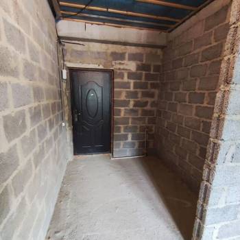 Продается 1-комнатная квартира, 65,3 м²