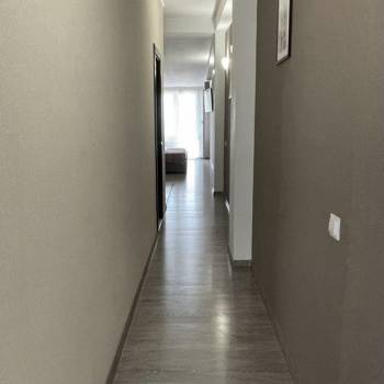 Продается Многокомнатная квартира, 90 м²