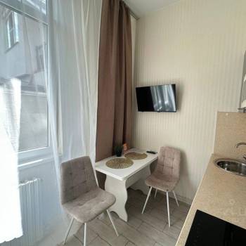 Продается 1-комнатная квартира, 14 м²