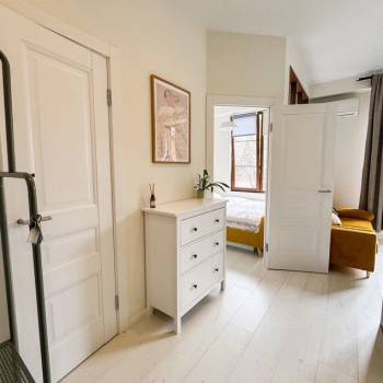 Продается 1-комнатная квартира, 30 м²