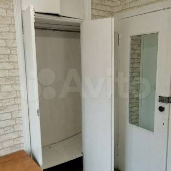 Продается 3-х комнатная квартира, 48 м²