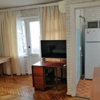 Продается 3-х комнатная квартира, 48 м²