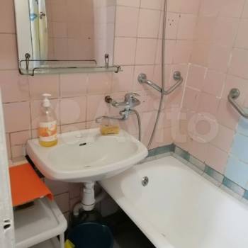 Продается 3-х комнатная квартира, 48 м²