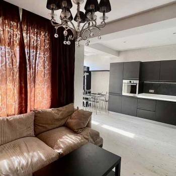 Сдается 1-комнатная квартира, 47 м²