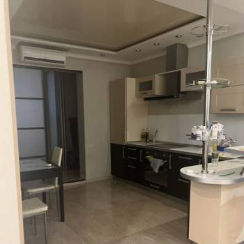 Сдается 2-х комнатная квартира, 100 м²