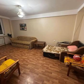 Сдается 1-комнатная квартира, 42 м²