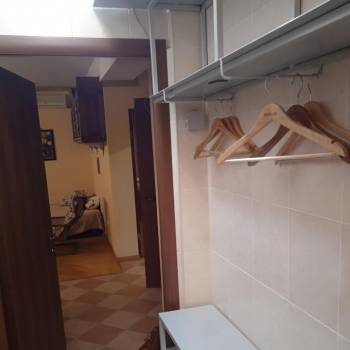 Продается 1-комнатная квартира, 60 м²