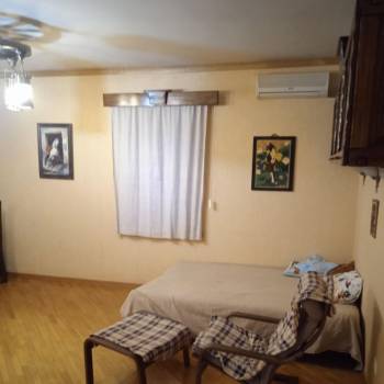 Продается 1-комнатная квартира, 60 м²