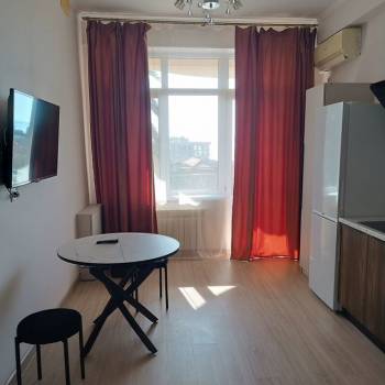 Сдается 1-комнатная квартира, 47 м²