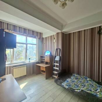 Продается 3-х комнатная квартира, 80 м²