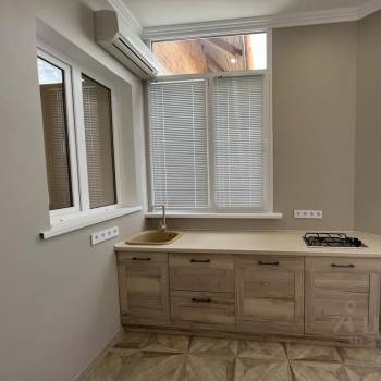 Продается 1-комнатная квартира, 28 м²