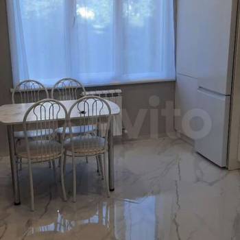 Сдается 1-комнатная квартира, 36,3 м²