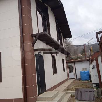 Продается Дом, 180 м²