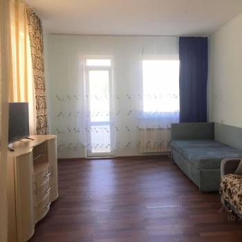 Сдается 1-комнатная квартира, 38 м²
