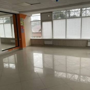 Сдается Нежилое помещение, 80 м²