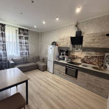 Продается 1-комнатная квартира, 56 м²