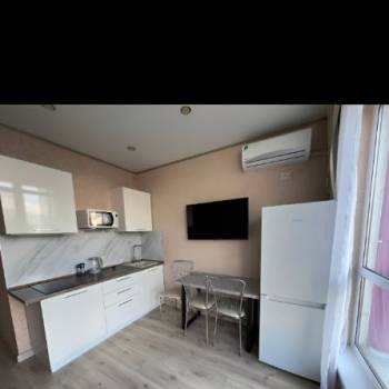 Сдается 1-комнатная квартира, 38 м²