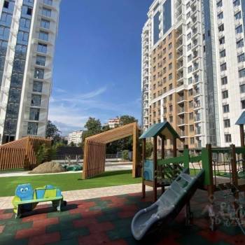 Продается 1-комнатная квартира, 49 м²