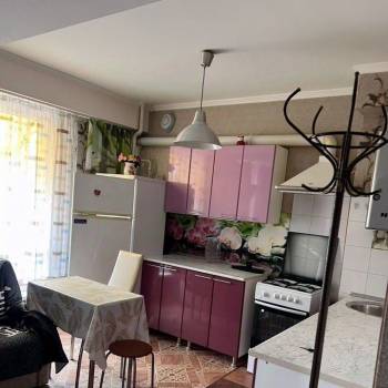 Продается 1-комнатная квартира, 30 м²