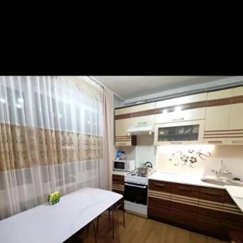 Сдается 2-х комнатная квартира, 60 м²