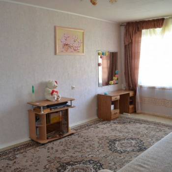Продается Многокомнатная квартира, 84,4 м²